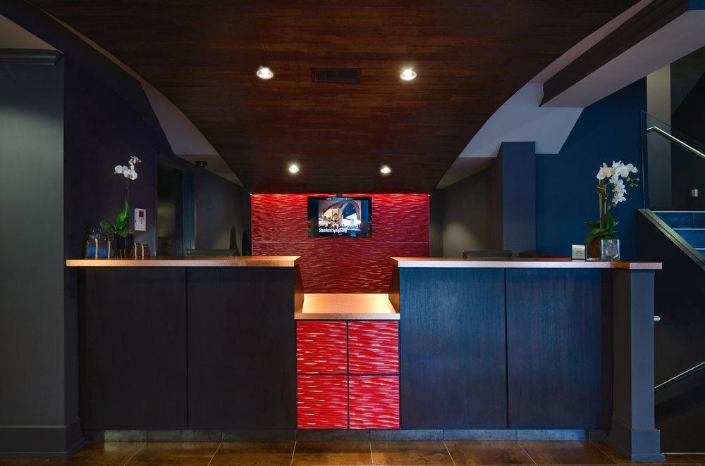 The Lloyd Stamford, Tapestry Collection By Hilton Hotel Exterior photo
